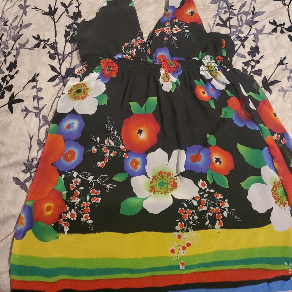 Dress - Picture 3 of 3